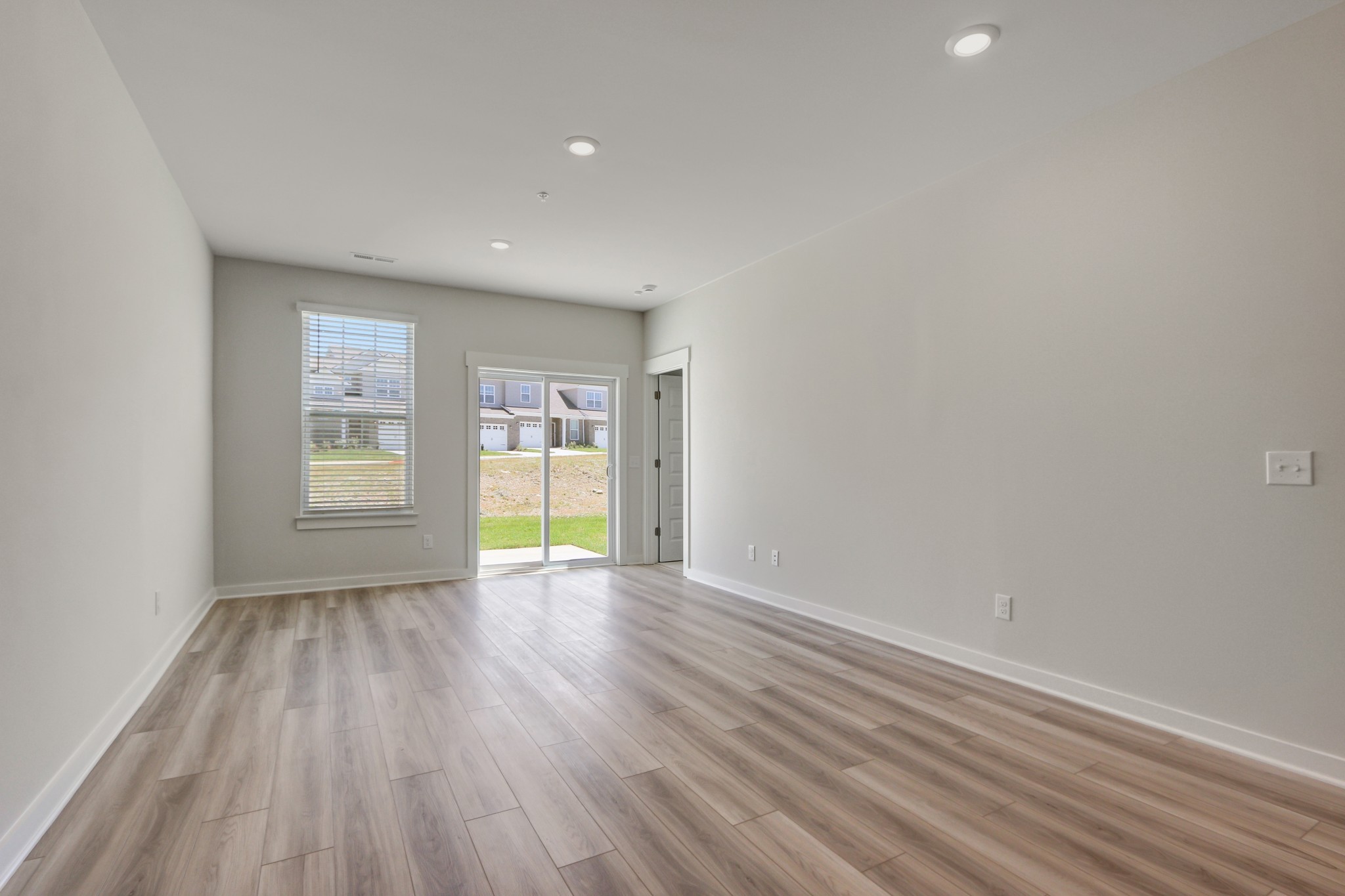 656 Birdie Drive Spring Hill, TN 37174 - Photo 11 of 30