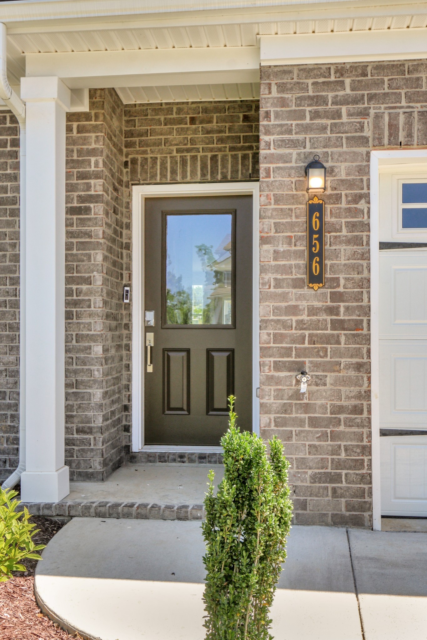 656 Birdie Drive Spring Hill, TN 37174 - Photo 2 of 30