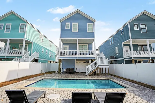 $1,075,000 | 695 Elizabeth Drive, Murrells Inlet, SC 29576