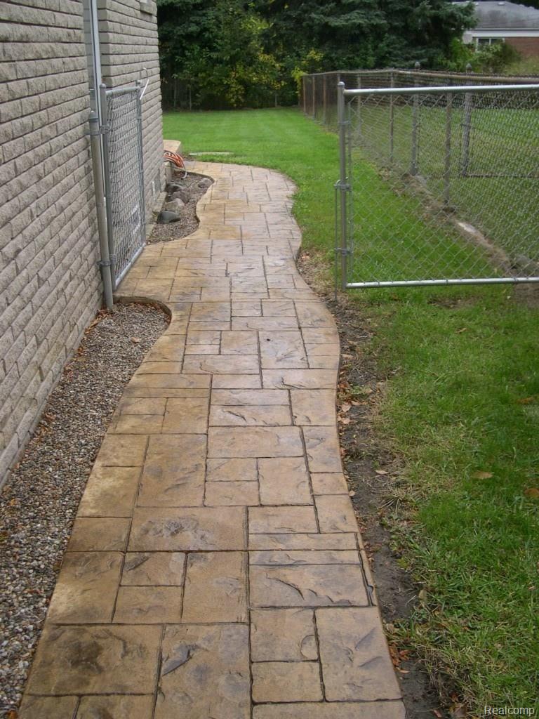 14364 Merriman Road Livonia, MI 48154 - Photo 5 of 21 STAMPED CONCRETE WALK WAY