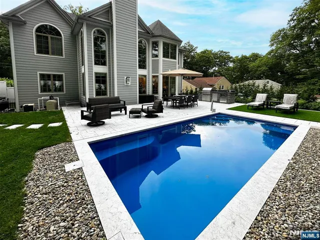 a house view with a outdoor space