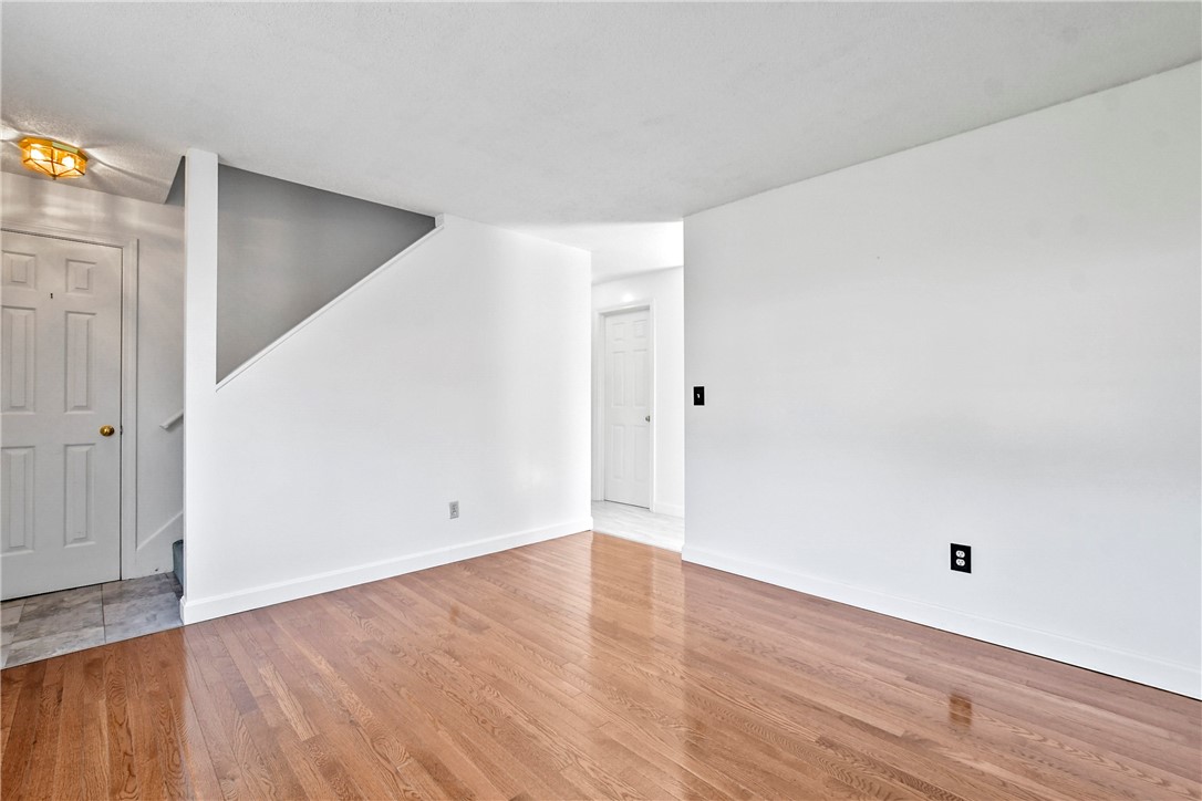 9 Sundown Lane Middletown, RI 02842 - Photo 14 of 44