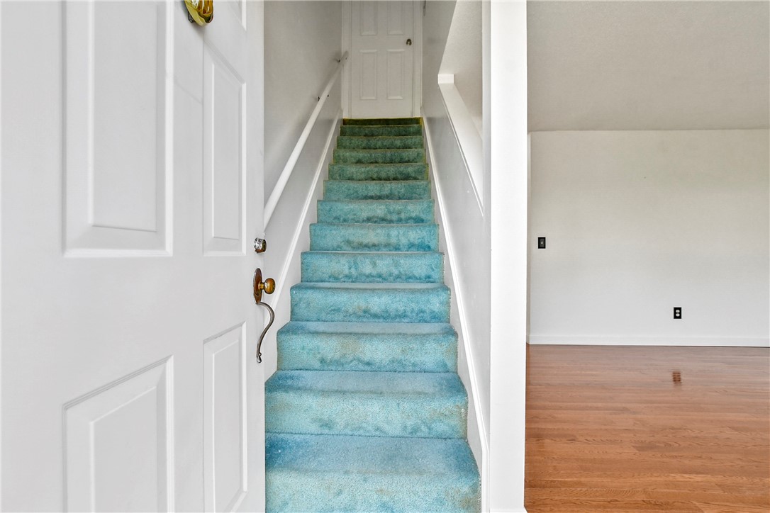 9 Sundown Lane Middletown, RI 02842 - Photo 15 of 44