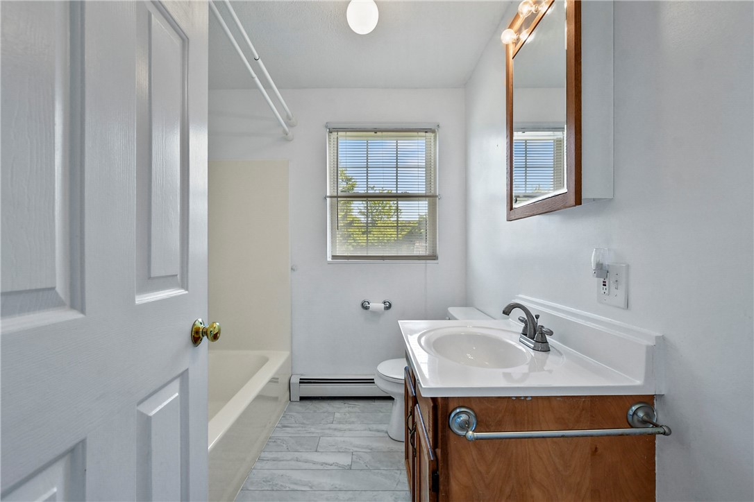 9 Sundown Lane Middletown, RI 02842 - Photo 16 of 44