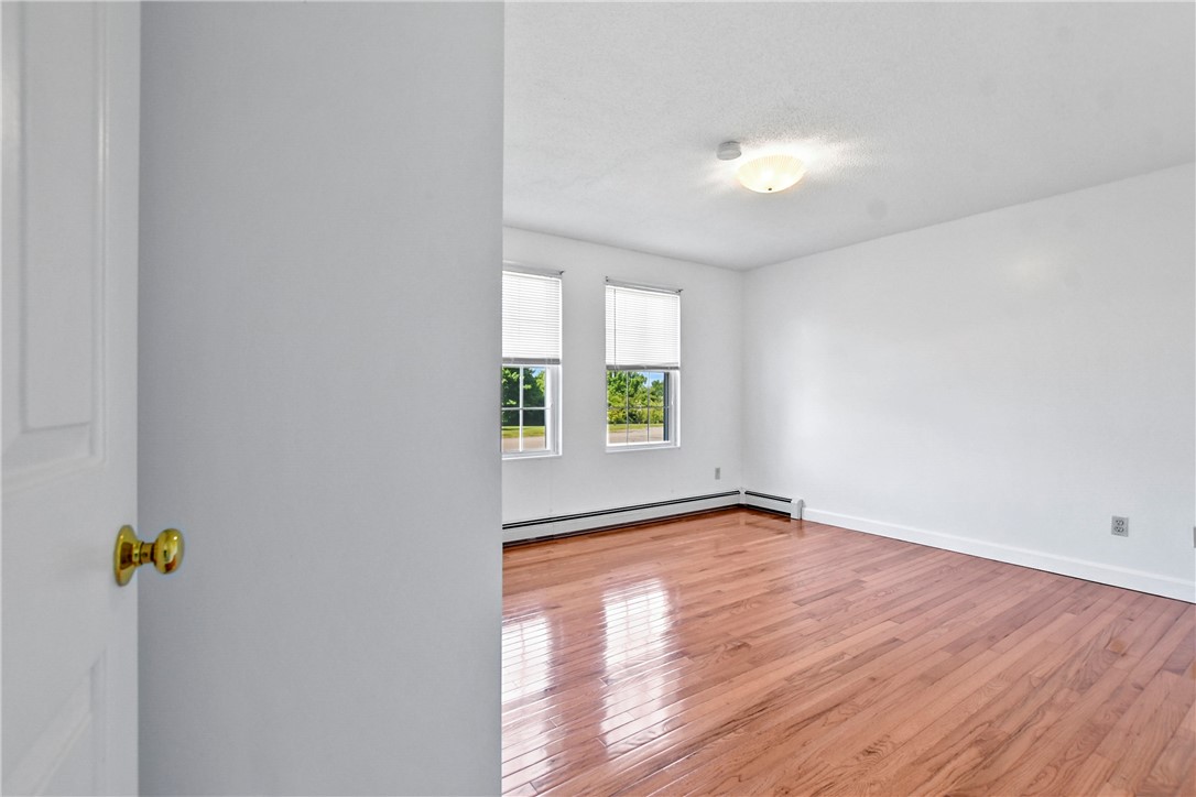 9 Sundown Lane Middletown, RI 02842 - Photo 22 of 44