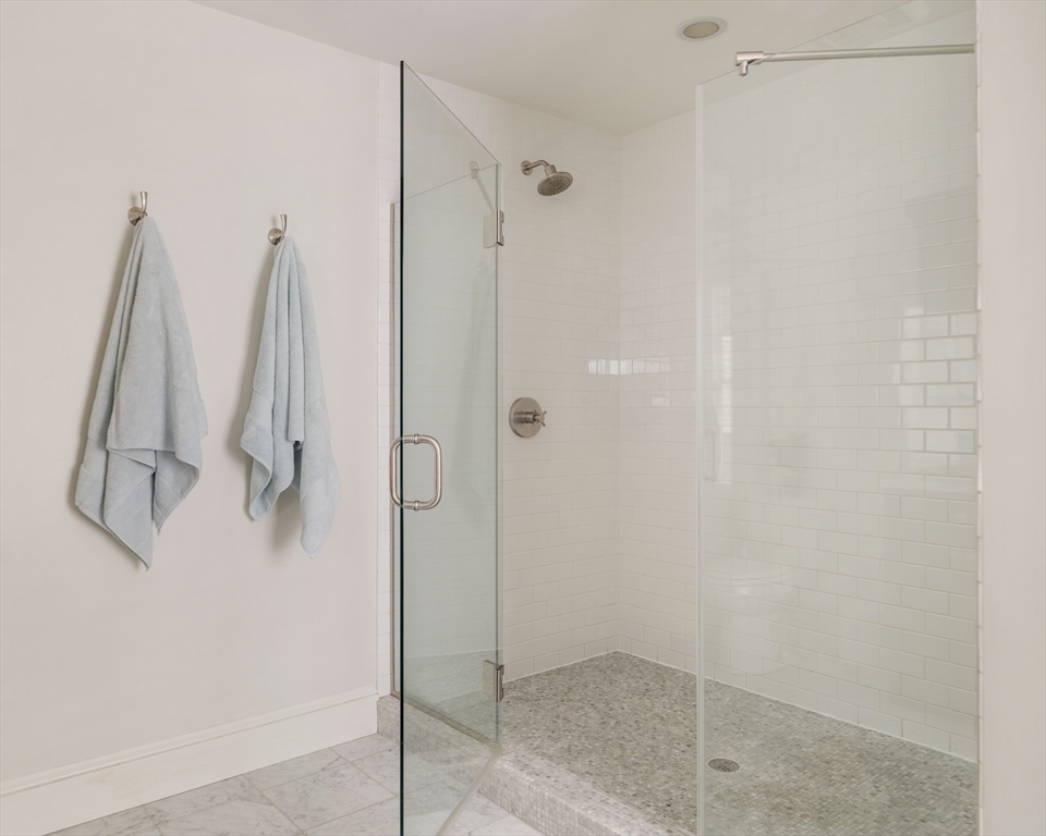 17 Summit Avenue, Unit 2 Brookline, MA 02446 - Photo 19 of 29