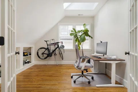 $2,399,000 | 17 Summit Avenue, Unit 2, Brookline, MA 02446