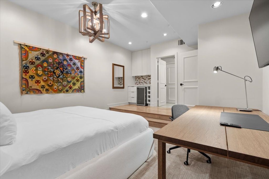 1529 Barton Springs Road, Unit 27 Austin, TX 78704 - Photo 12 of 40