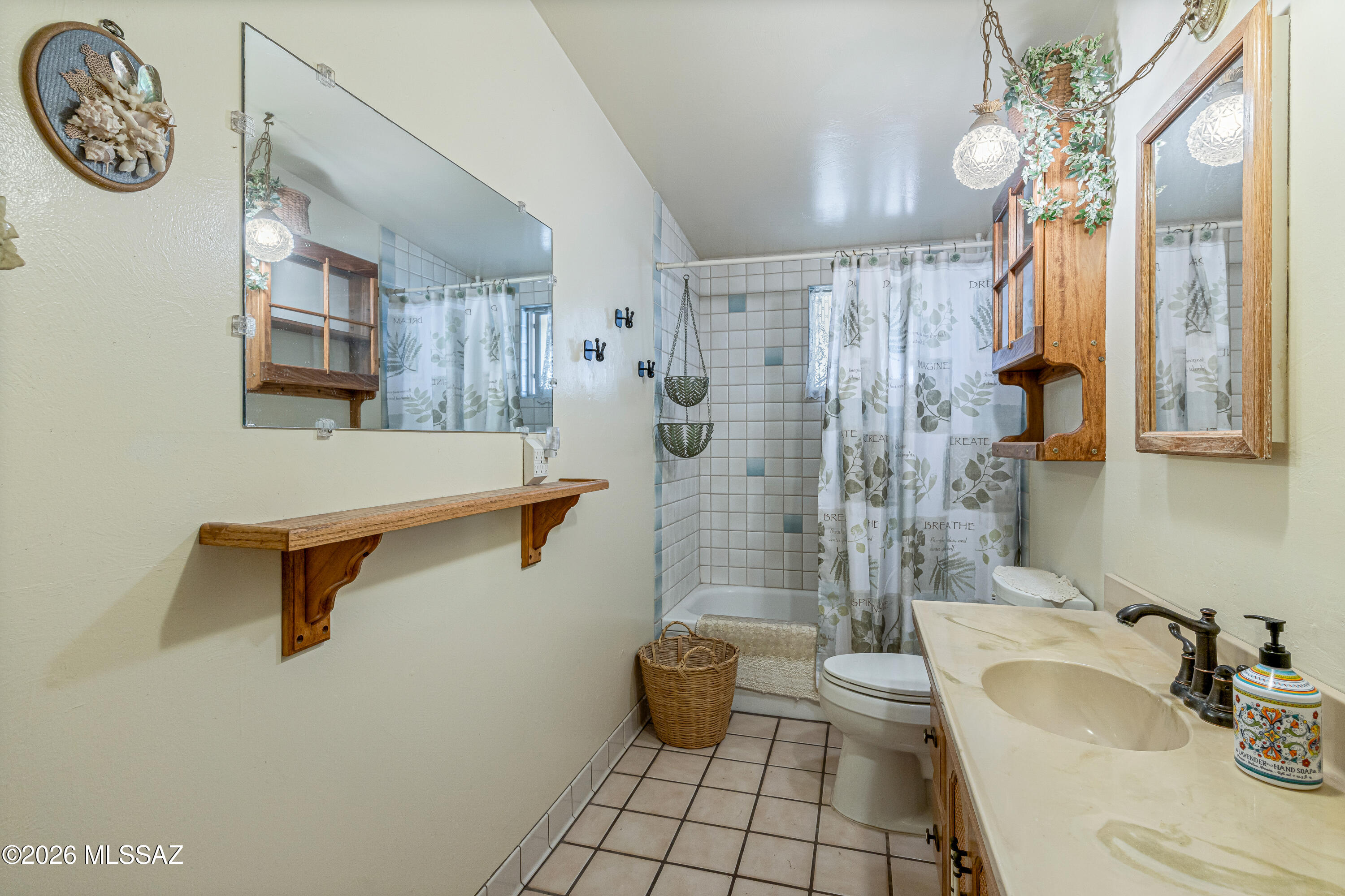 7324 East Random Ridge Drive Tucson, AZ 85710 - Photo 24 of 37 29-Bathroom