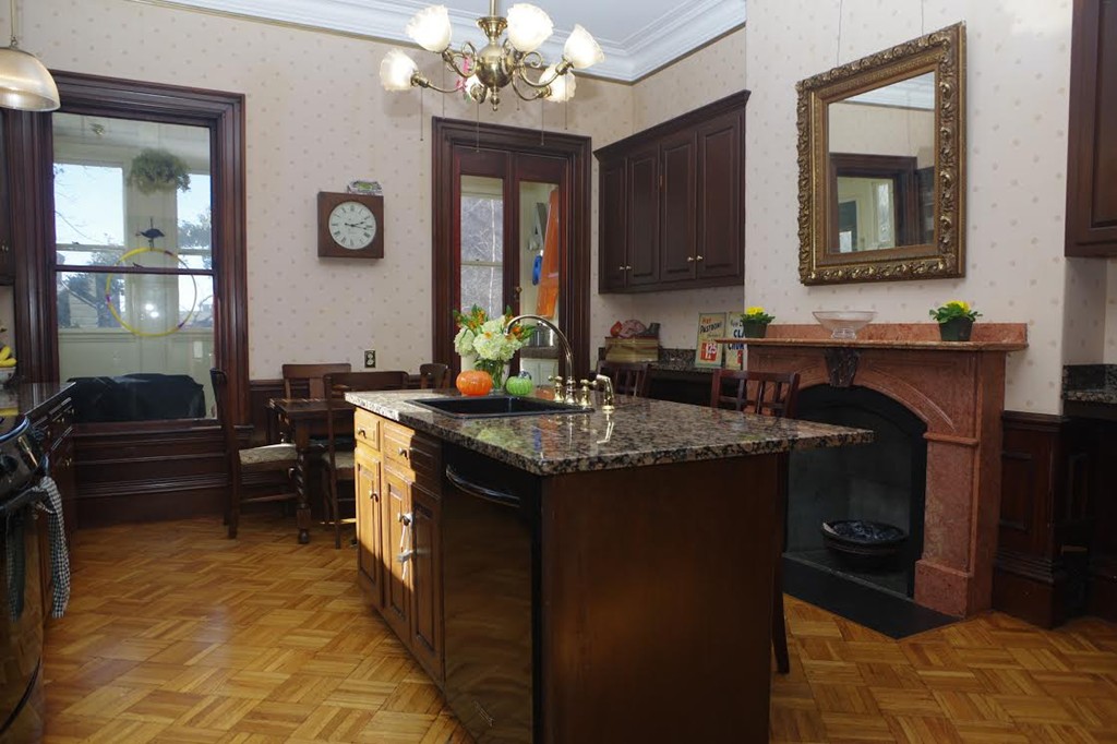 18 Cordis Street Boston, MA 02129 - Photo 7 of 22