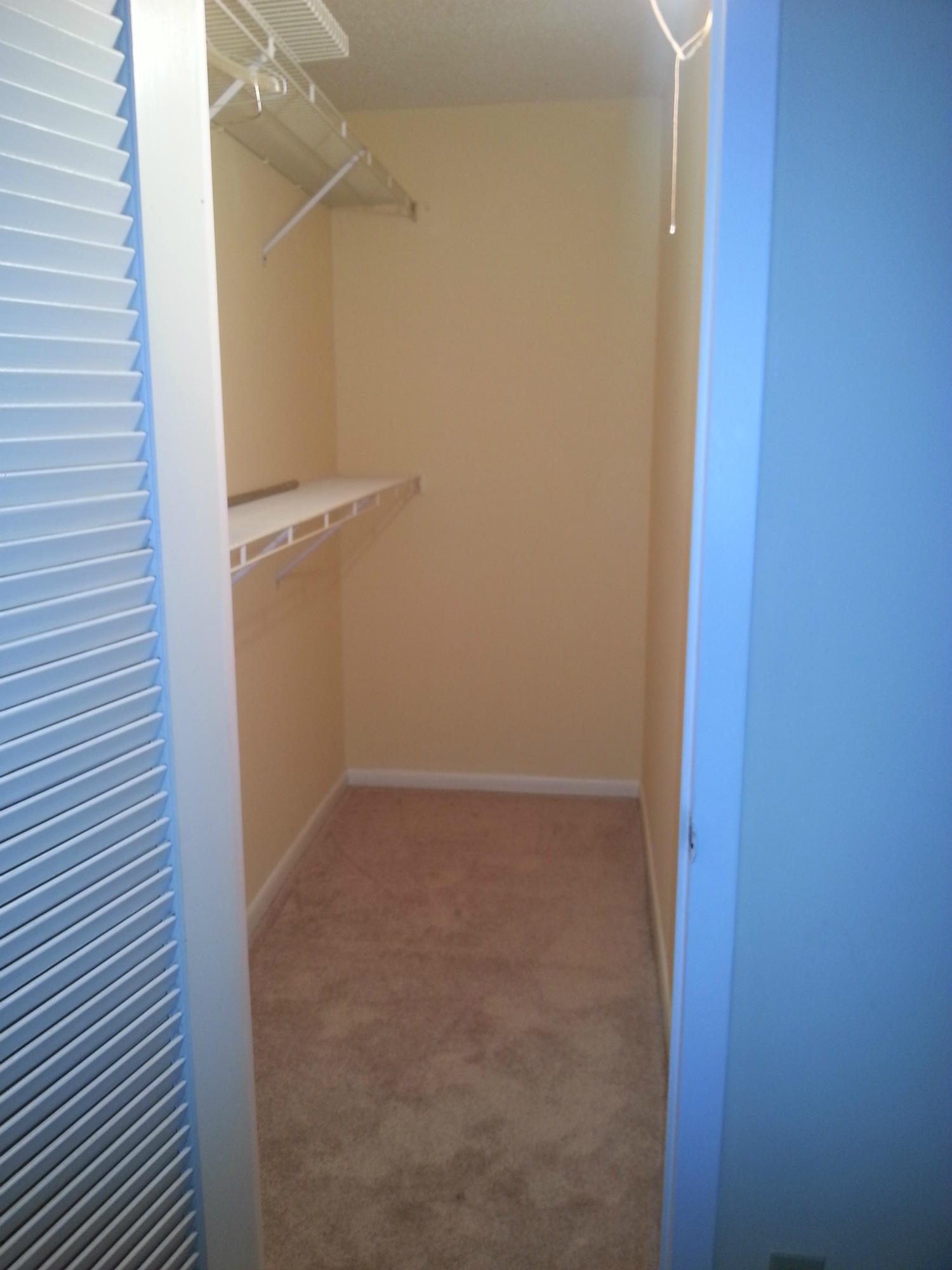 2002 Guildford East, Unit 2002 Boca Raton, FL 33434 - Photo 9 of 12 Walk In Closet