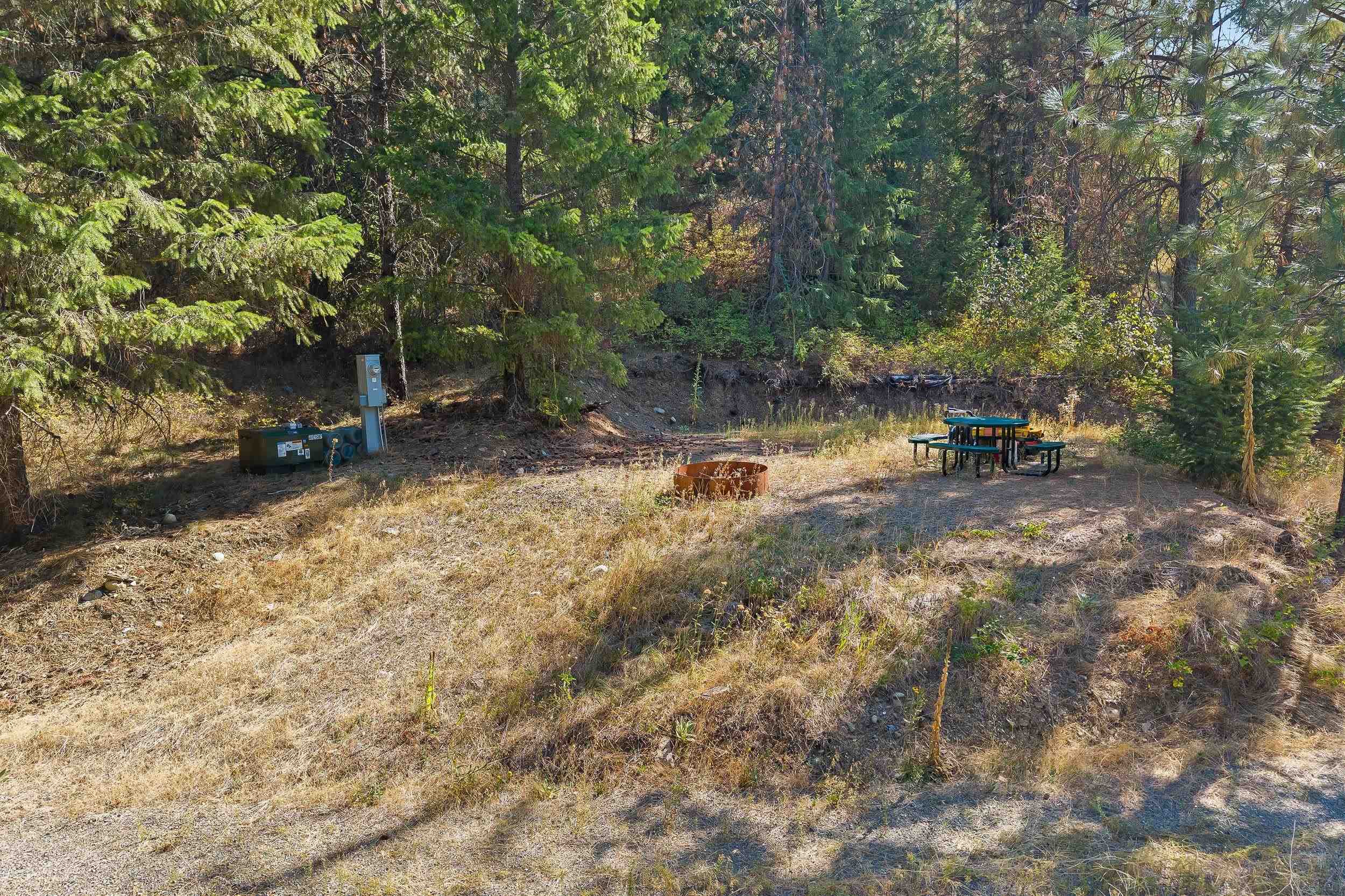 1894 Beach View Way Kettle Falls, WA 99141 - Photo 19 of 27