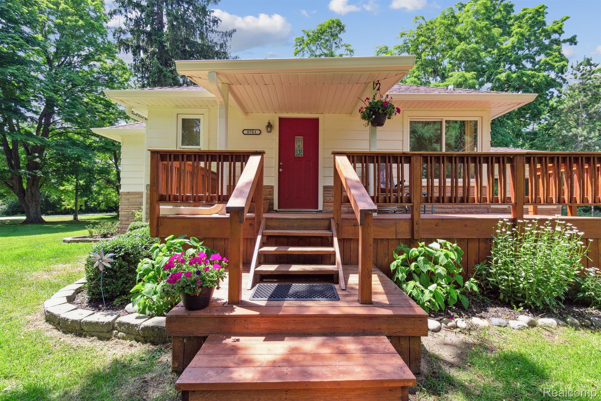 8761 Bordman Road Almont, MI 48003 - Photo 4 of 56 Gallery Image 4