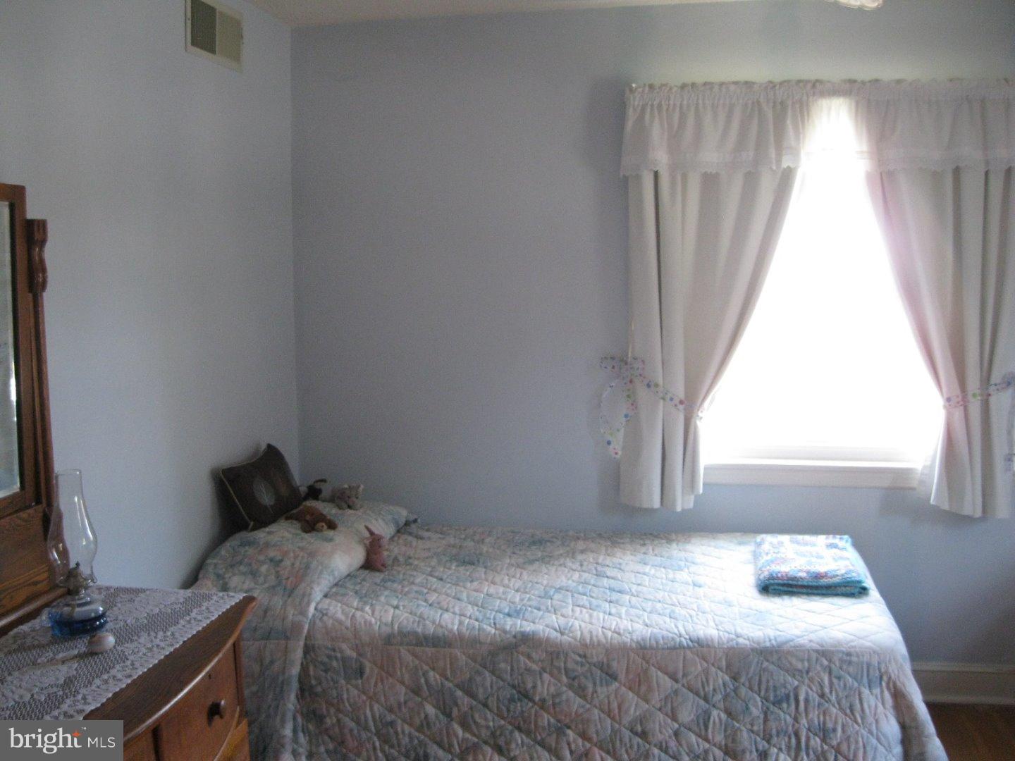 272 Valley View Road Springfield, PA 19064 - Photo 13 of 24 Bedroom