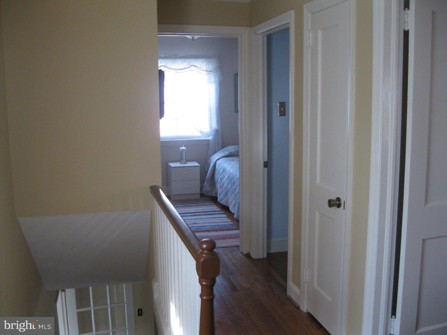 272 Valley View Road Springfield, PA 19064 - Photo 10 of 24 Hallway