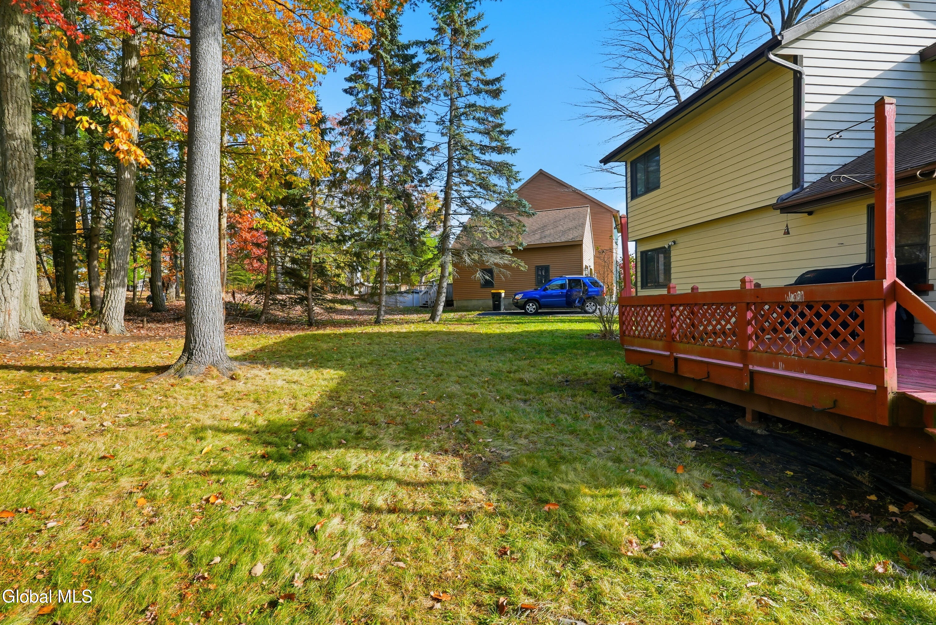 7 Lea Court Schenectady, NY 12309 - Photo 28 of 33 32