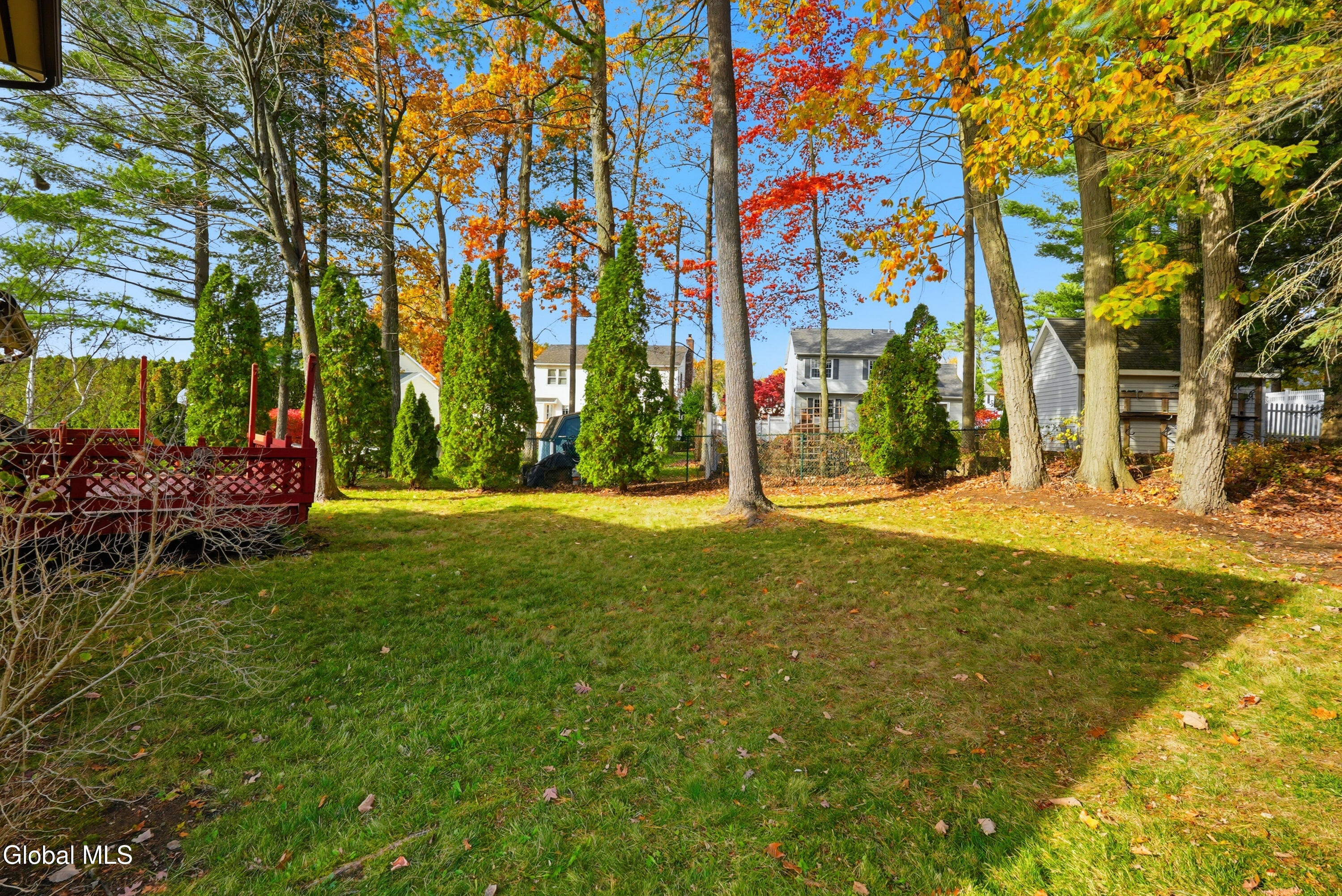 7 Lea Court Schenectady, NY 12309 - Photo 30 of 33 34