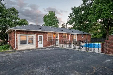 $525,000 | 2940 Fernbrook Lane, Nashville, TN 37214