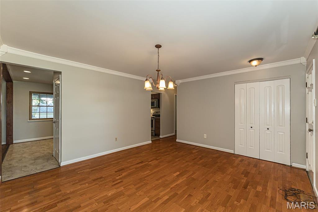 11716 Minot Drive Bridgeton, MO 63044 - Photo 9 of 59