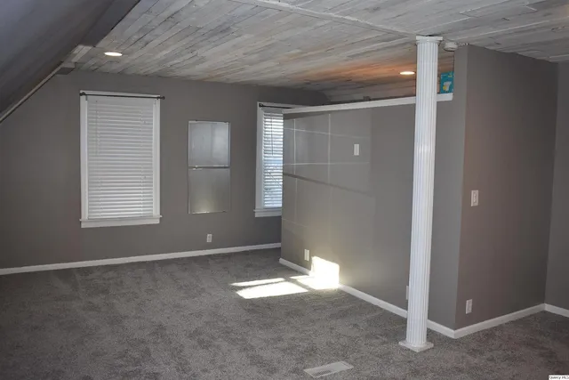 $189,900 | 2119 Jefferson Street, Quincy, IL 62301