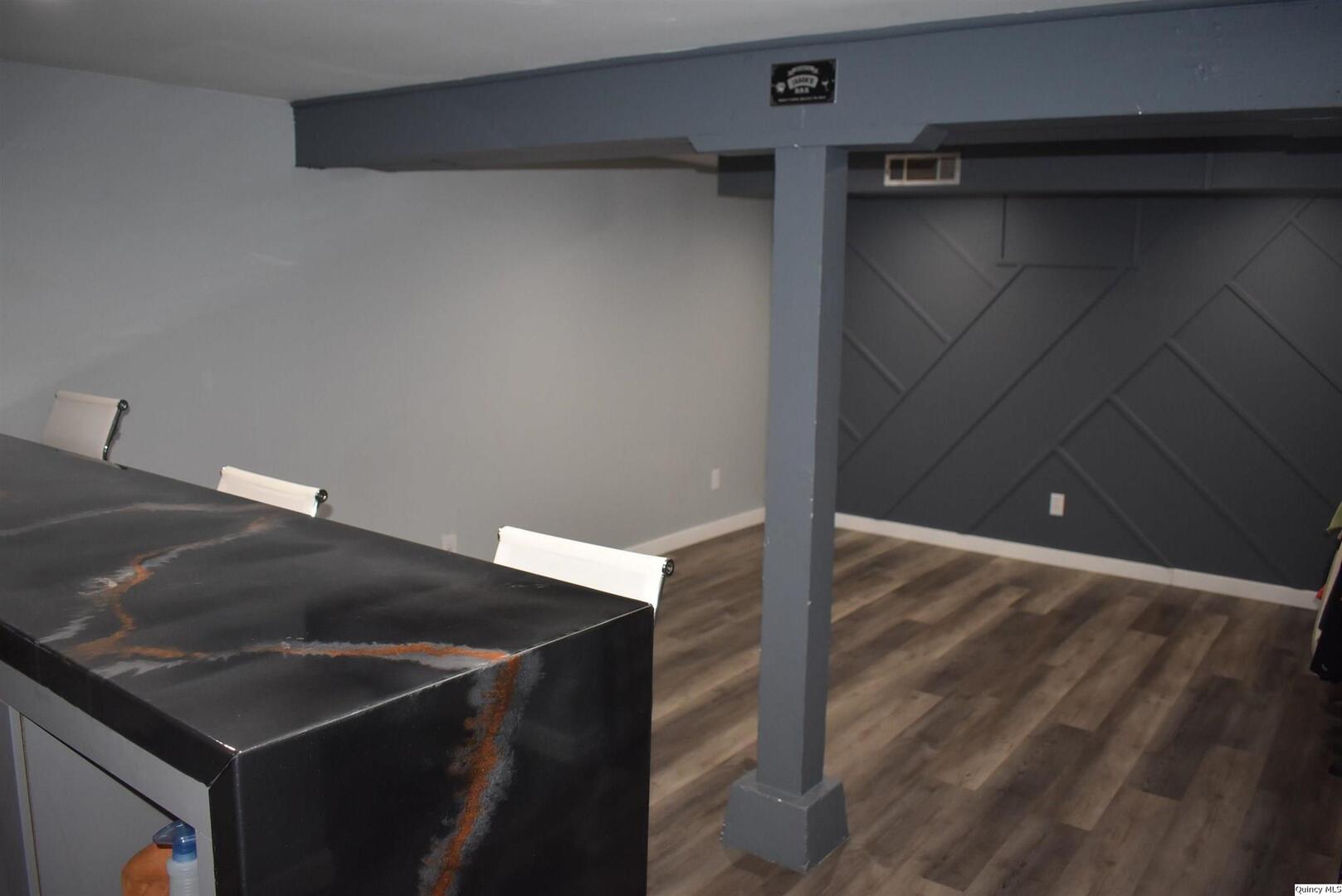 2119 Jefferson Street Quincy, IL 62301 - Photo 20 of 21