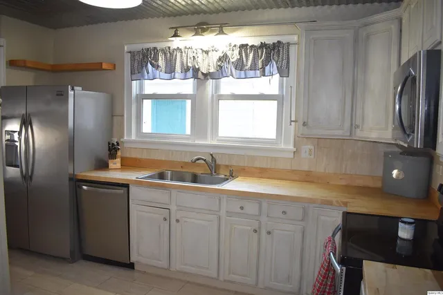 $189,900 | 2119 Jefferson Street, Quincy, IL 62301