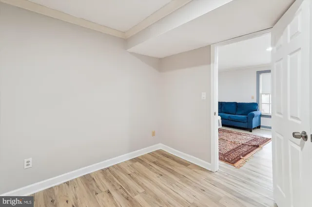 $2,100 | 20672 Fairwater Place, Sterling, VA 20165