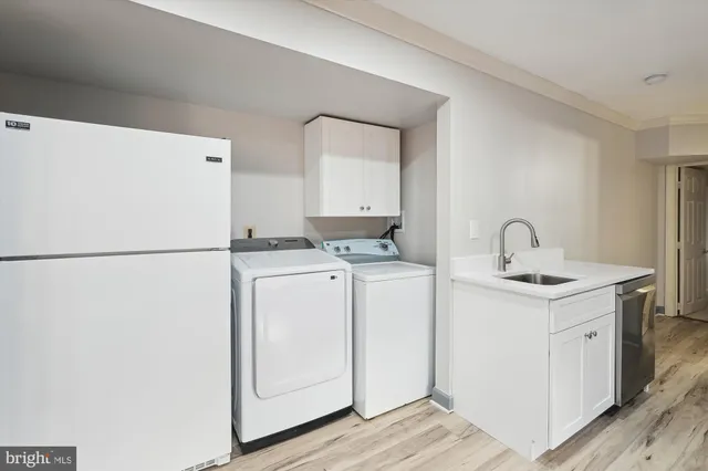 $2,100 | 20672 Fairwater Place, Sterling, VA 20165