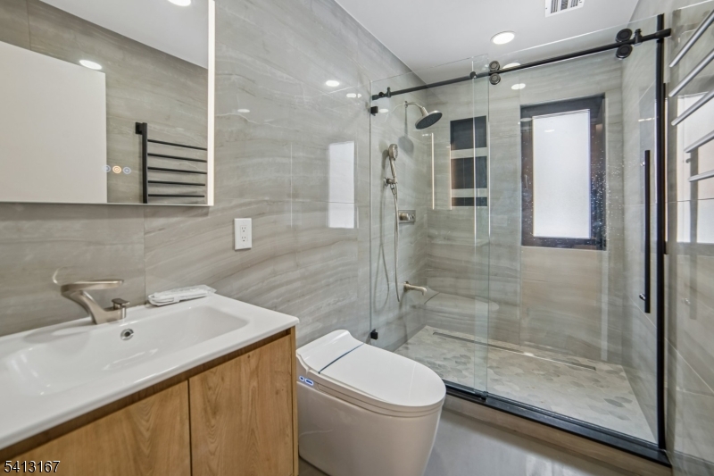 156 Park Road Parsippany, NJ 07054 - Photo 32 of 44