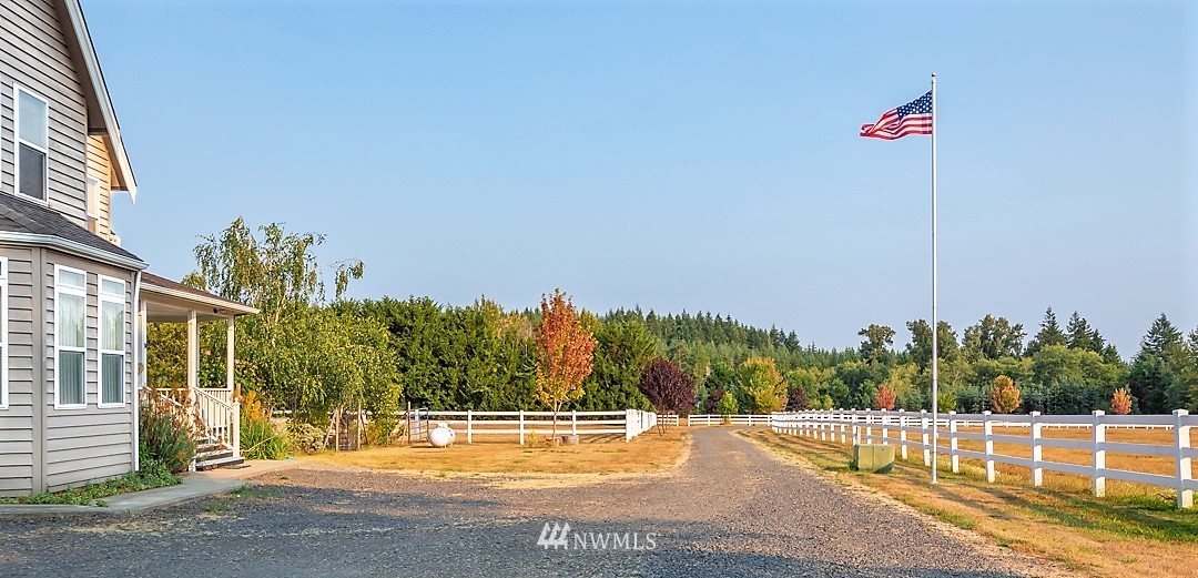 1767 Centralia Alpha Road Chehalis, WA 98532 - Photo 3 of 19 Gallery Image 3