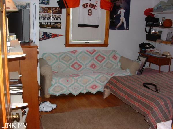 22 Pheasant Lane Oak Bluffs, MA 02557 - Photo 11 of 11 http://d1qzqeyxiitrap.cloudfront.net/photos/19012/600/7c78e5b1.jpg