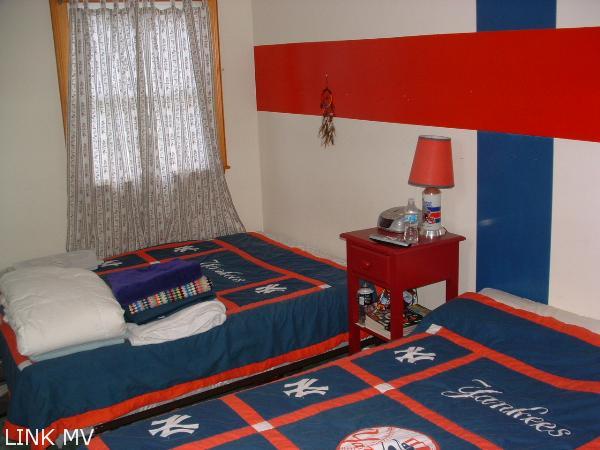 22 Pheasant Lane Oak Bluffs, MA 02557 - Photo 10 of 11 http://d1qzqeyxiitrap.cloudfront.net/photos/19012/600/885f5ddb.jpg