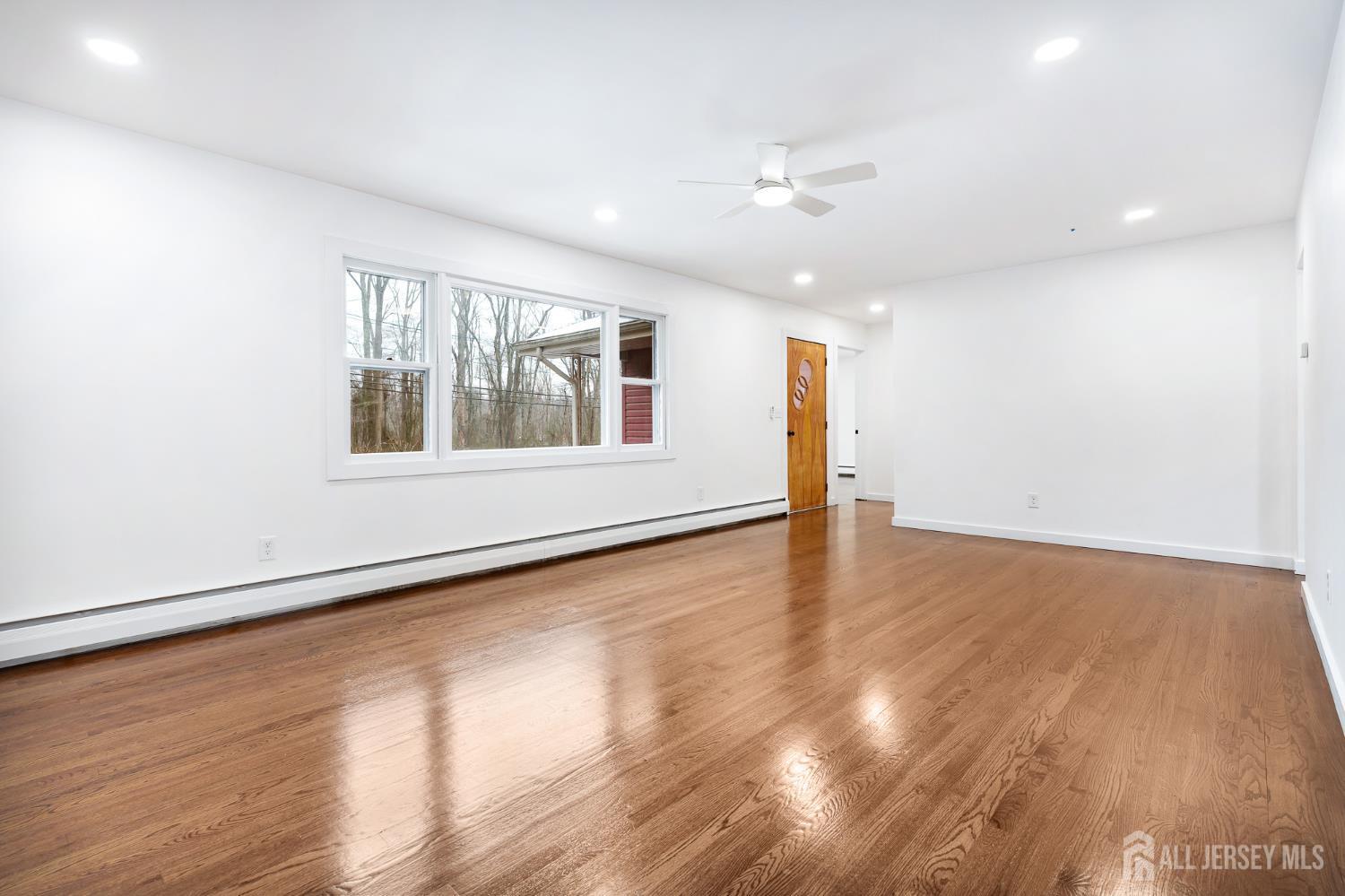 103 Fresh Ponds Road Monroe Township, NJ 08831 - Photo 12 of 35