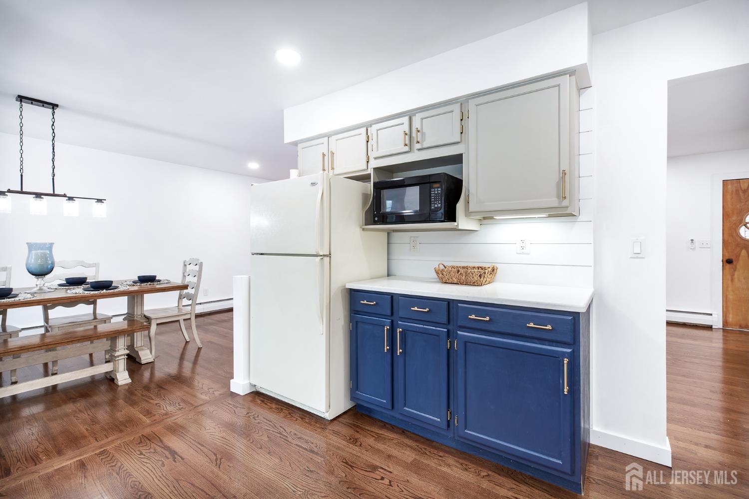 103 Fresh Ponds Road Monroe Township, NJ 08831 - Photo 10 of 35