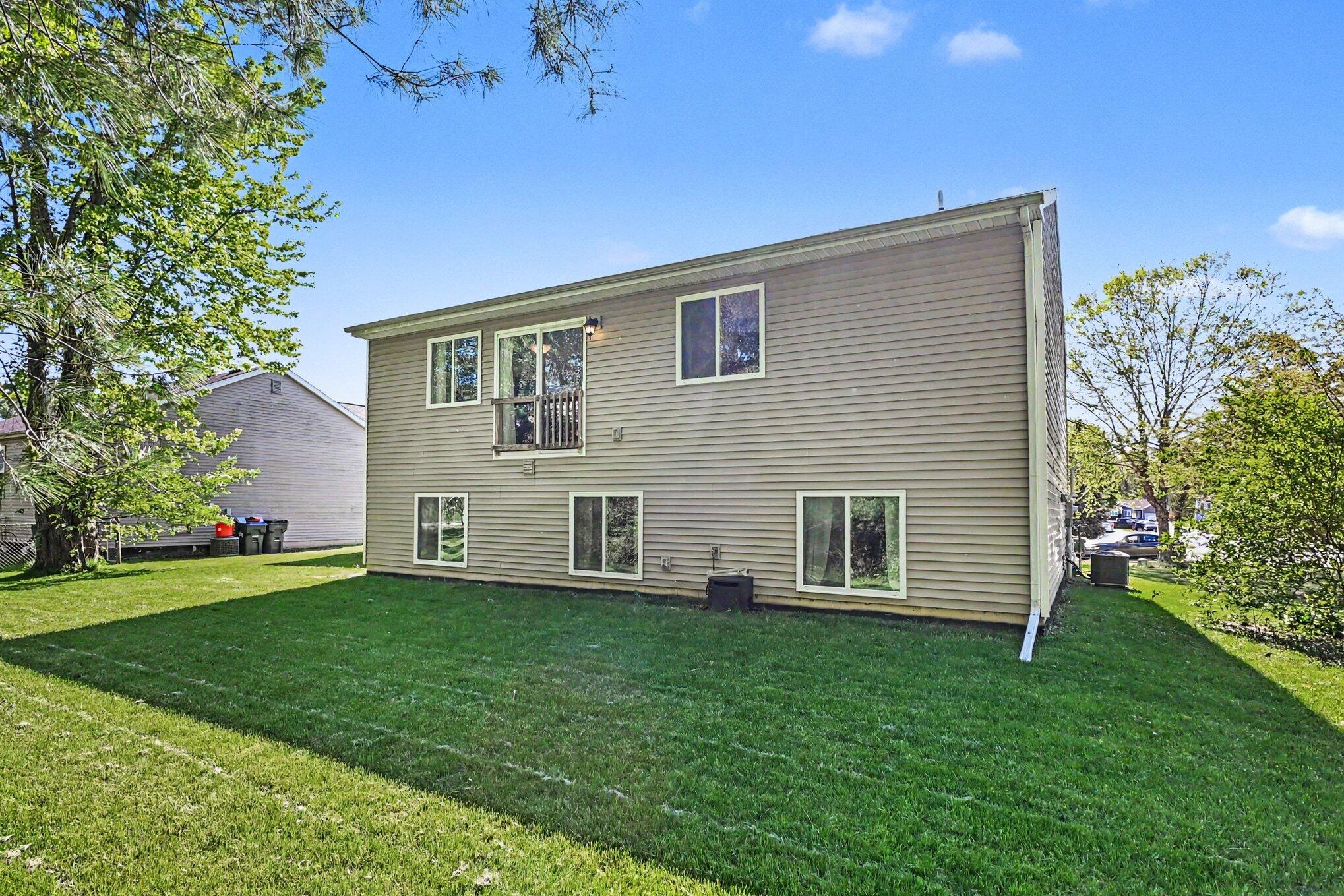10291 Oakbrook Road Bridgman, MI 49106 - Photo 24 of 28 024_file_5148