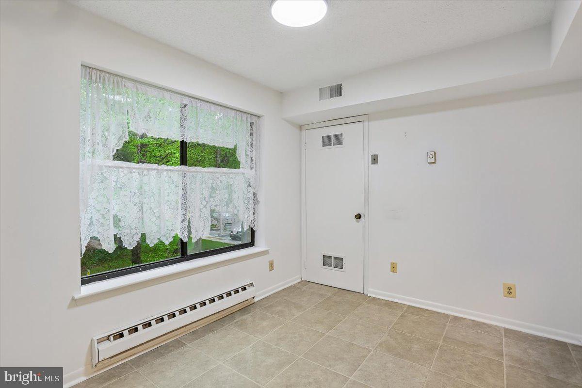 15210 Elkridge Way, Unit 912E Silver Spring, MD 20906 - Photo 14 of 48