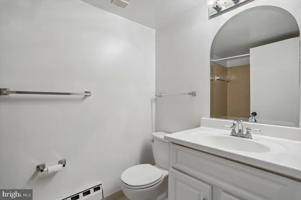 $275,000 | 15210 Elkridge Way, Unit 912E, Silver Spring, MD 20906