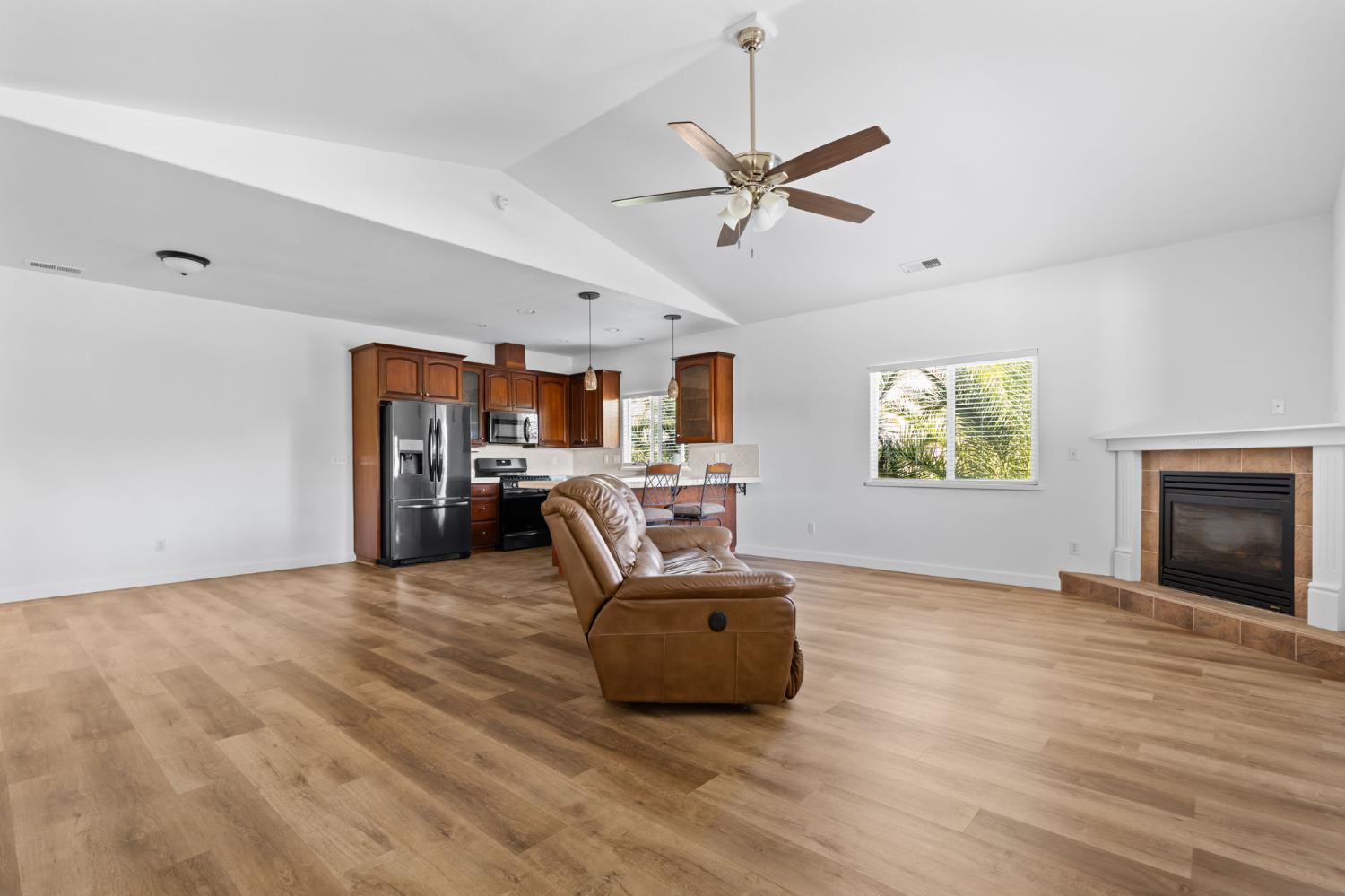 217 Poker Flat Road Copperopolis, CA 95228 - Photo 7 of 30