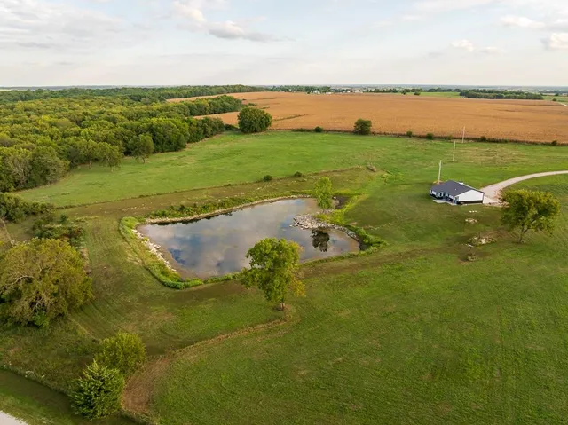 $750,000 | 14621 Northwest County Road 10001, Drexel, MO 64742