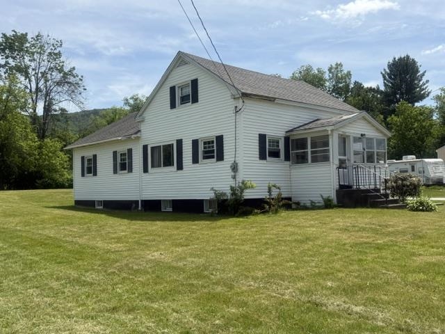 380 Stratton Road Rutland, VT 05701 - Photo 3 of 28