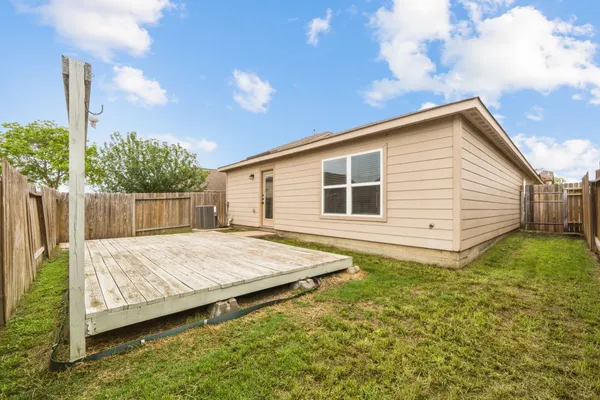 $1,895 | 1437 Treeta Trail, Kyle, TX 78640