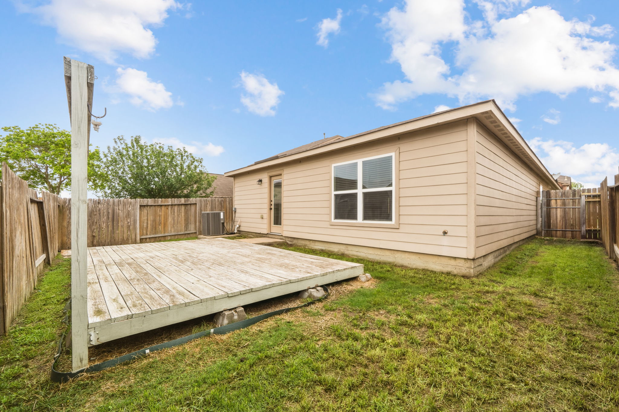1437 Treeta Trail Kyle, TX 78640 - Photo 32 of 40
