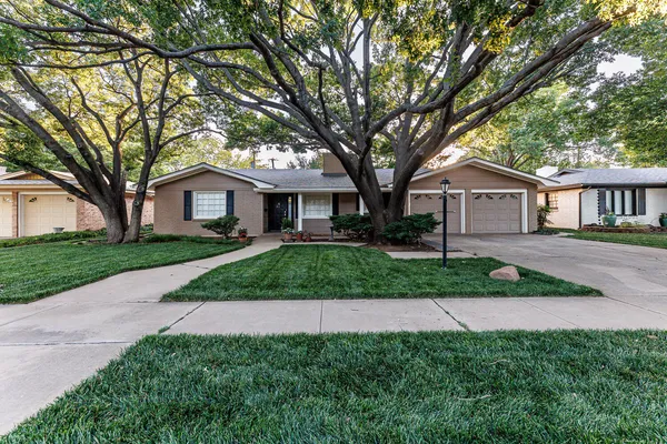 $465,000 | 6218 Louisville Drive, Lubbock, TX 79413