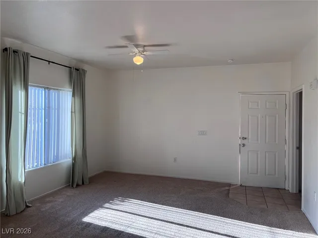 $1,400 | 9303 Gilcrease Avenue, Unit 1230, Las Vegas, NV 89149