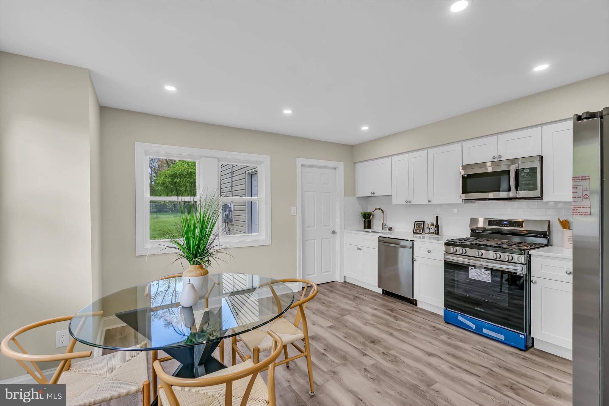 65 Linden Road Burlington, NJ 08016 - Photo 12 of 49