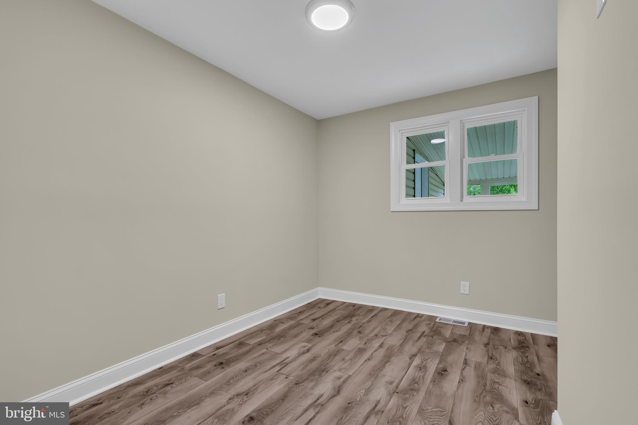 65 Linden Road Burlington, NJ 08016 - Photo 19 of 49