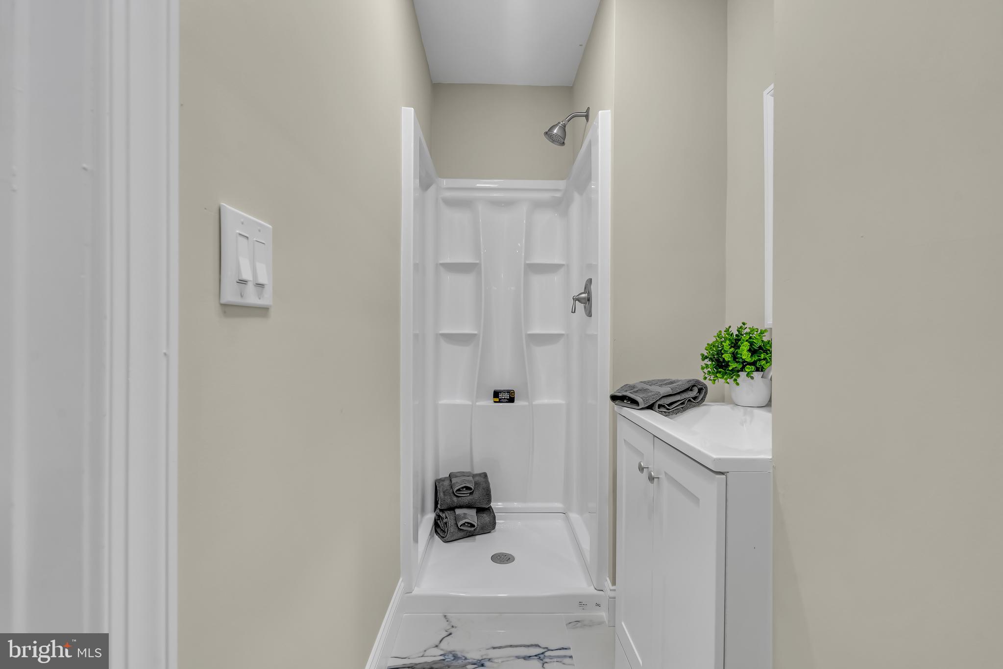 65 Linden Road Burlington, NJ 08016 - Photo 32 of 49