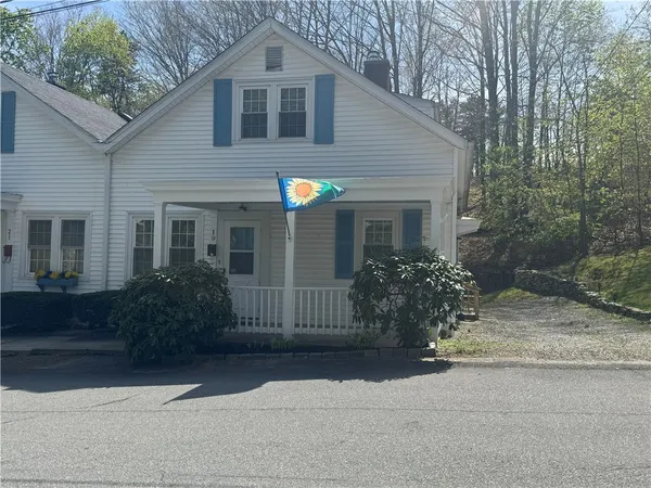 $2,395 | 19 Whipple Avenue, Smithfield, RI 02917