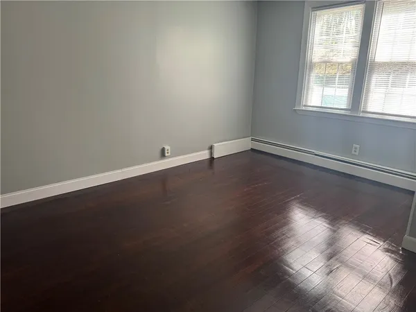 $2,395 | 19 Whipple Avenue, Smithfield, RI 02917