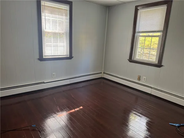$2,395 | 19 Whipple Avenue, Smithfield, RI 02917